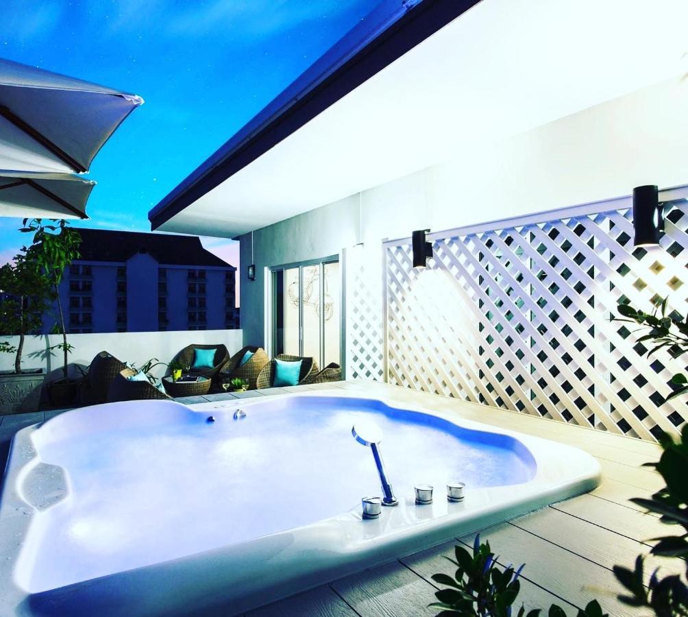 Tolani Nimman Villa Чиангмай Екстериор снимка